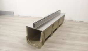 华亿中国有限公司-中缝